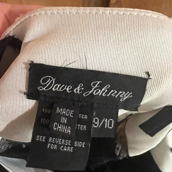 Black Homecoming or Prom Dress - size 9/10 with mesh size panels, lace - Picture 3 of 6